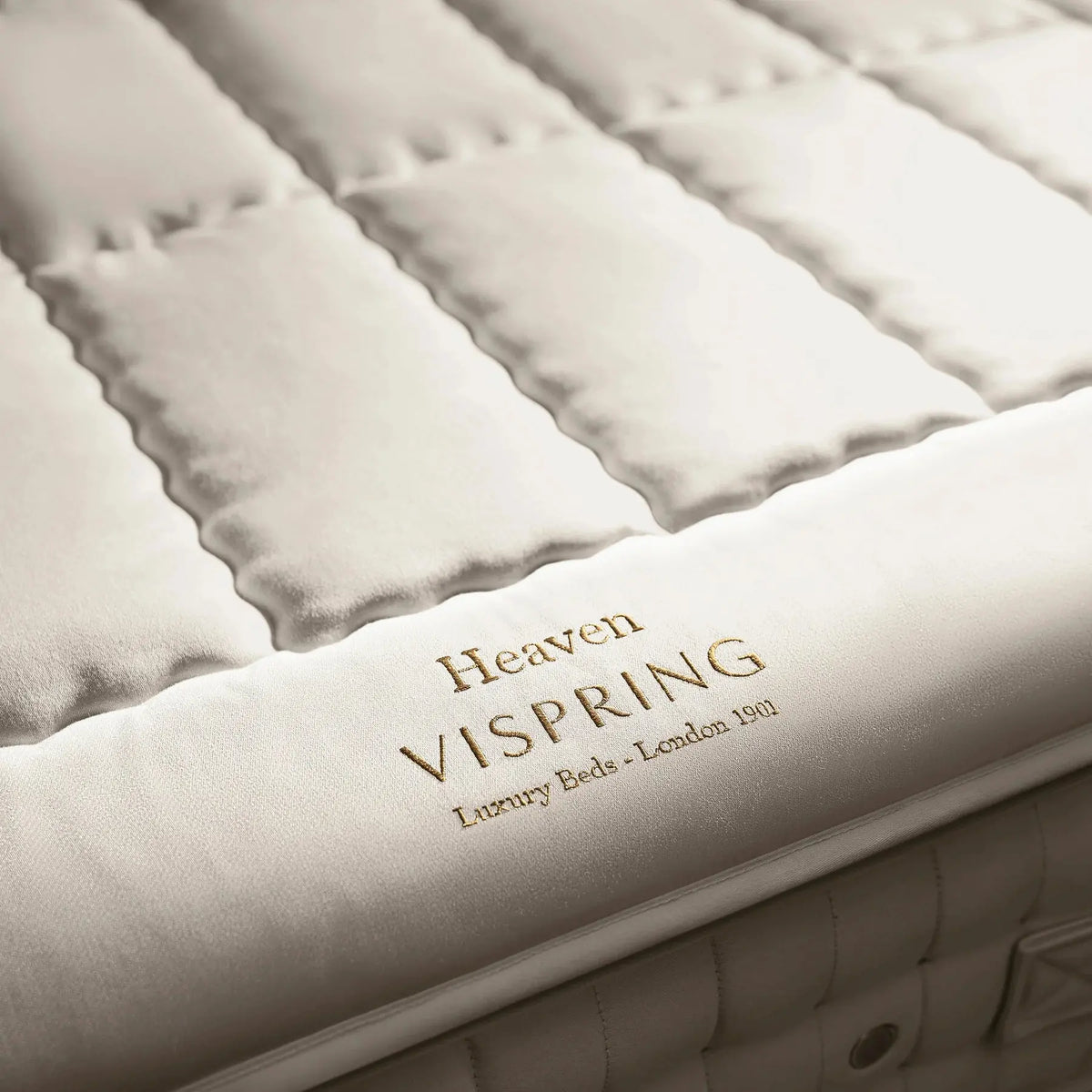Via Spring Topper Vispring Heaven Topper with plush, luxurious fabric and cushioning for ...