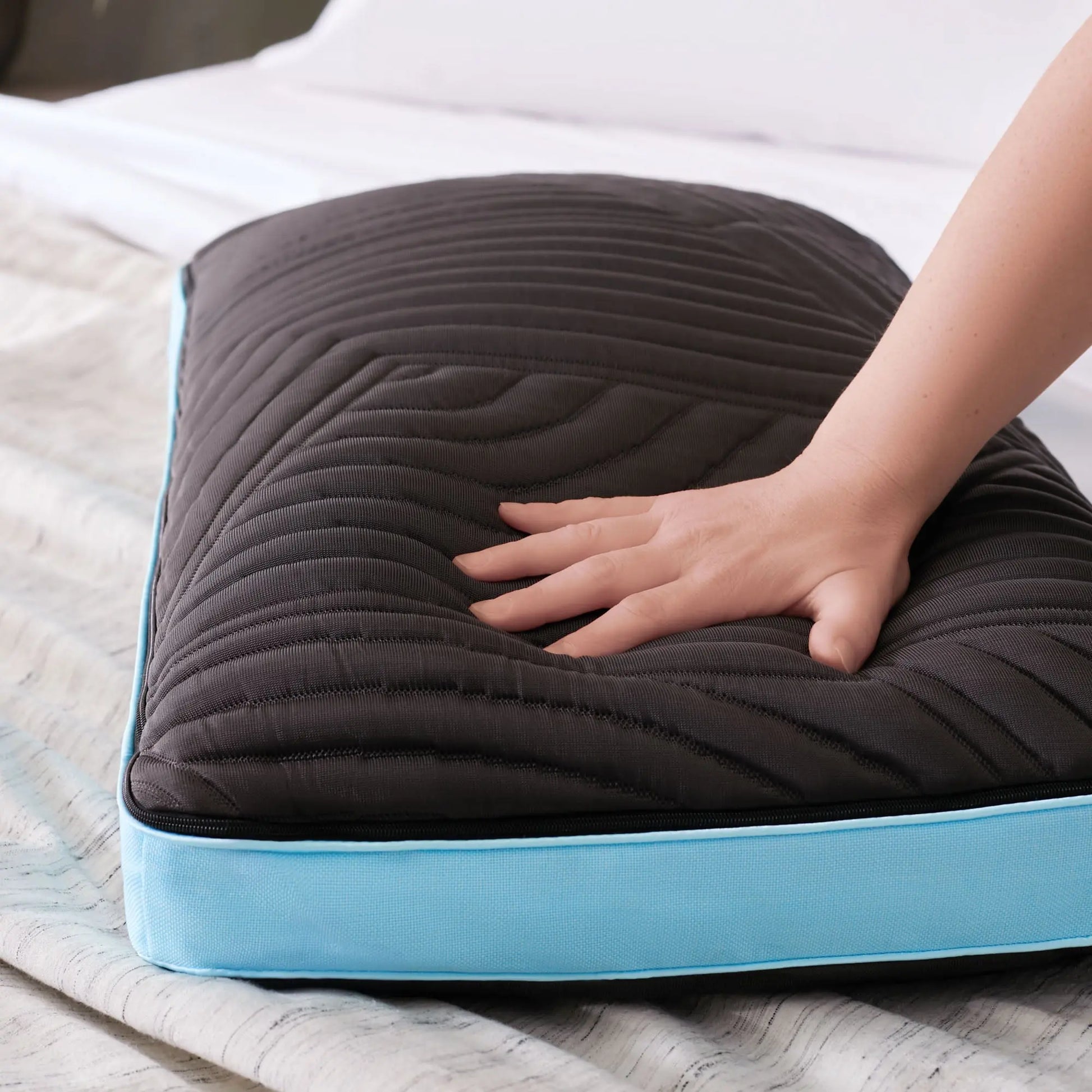 Ice Cloud® CoolSync™ Pillow Malouf